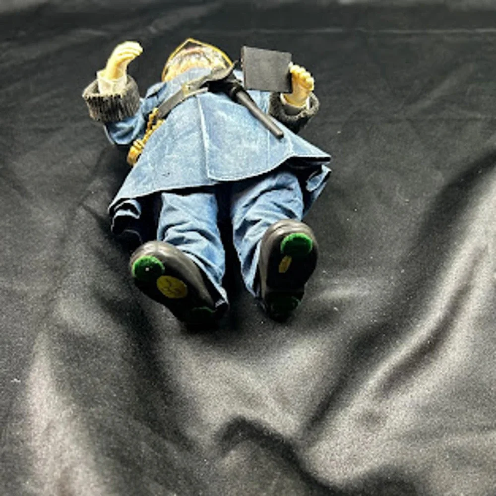 Londonshire Officer Kevin Pug Figurine Collectible Decor EUC